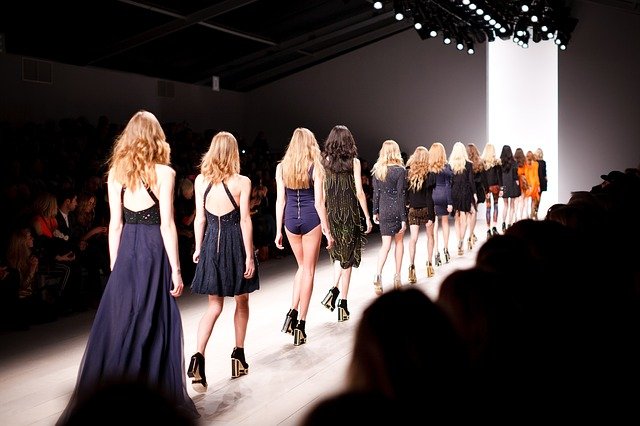 Модная тенденция лето 2022 – что преподнесет мода?