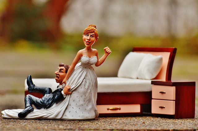 По каким причинам не стоит вступать в брачные отношения